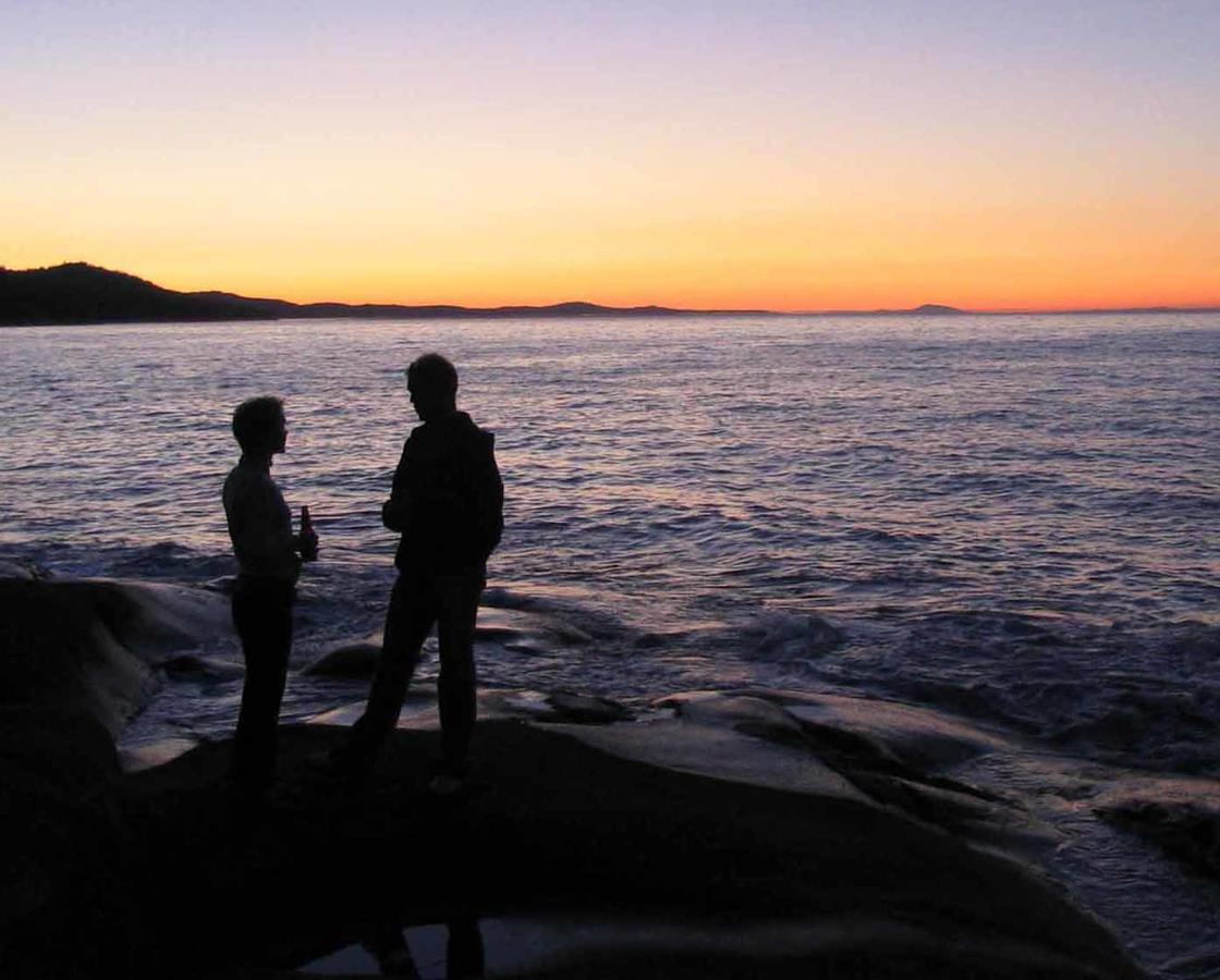 Sticks And Stones Cottage-Arbutus Grove Montague Harbour Extérieur photo